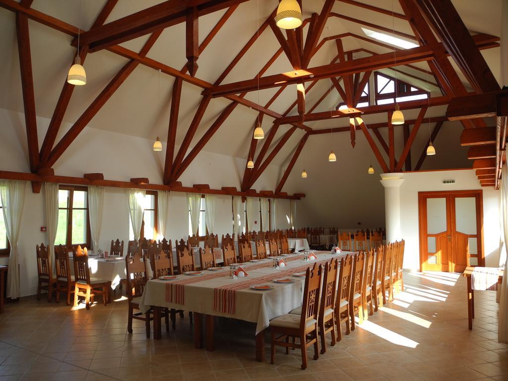Bonanza Pensiune & Restaurant Méra Kültér fotó